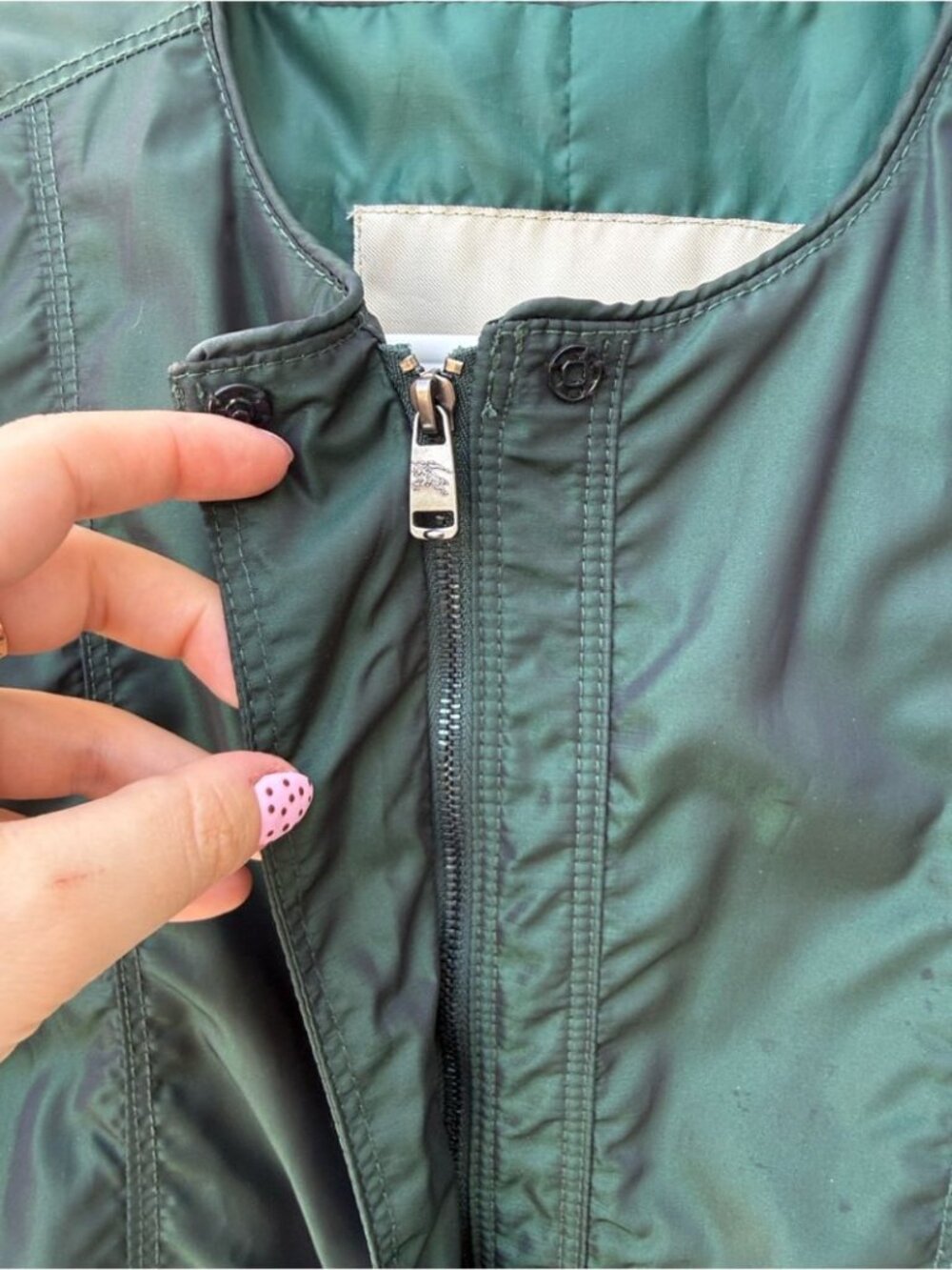Burberry Green Lightweight Women’s Coat - Picture 3 of 8